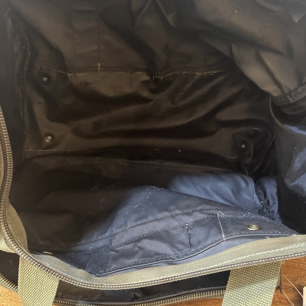 Magnum Camo 19" Hunting Fishing Range Field Gear Duffle Utility Bag Multi Pocket - Picture 9 of 16